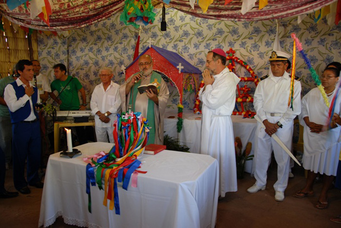 
        
            Veja imagens da tradicional festa do Sairé, em Santarém
        
    