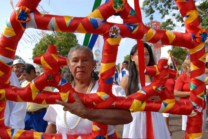 
        
            Veja imagens da tradicional festa do Sairé, em Santarém
        
    