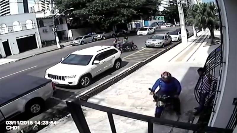 
        
            Dupla assalta policial militar no Umarizal
        
    