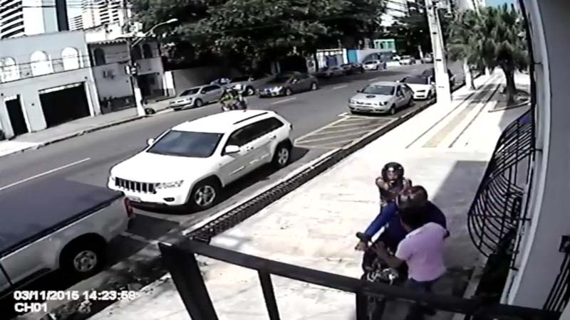 
        
            Dupla assalta policial militar no Umarizal
        
    