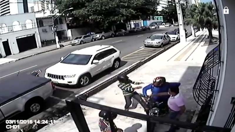
        
            Dupla assalta policial militar no Umarizal
        
    