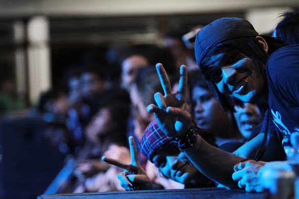 
        
            Pitty leva mais de 2 mil fãs ao delírio na AP
        
    