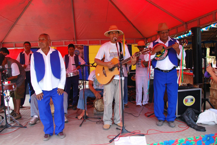 
        
            Veja imagens da tradicional festa do Sairé, em Santarém
        
    
