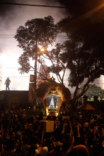 
        
            Trasladação do Círio 2010 II
        
    