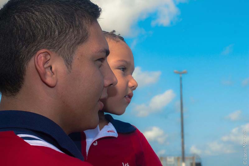 
        
            DOL homenageia pais com galeria de fotos
        
    