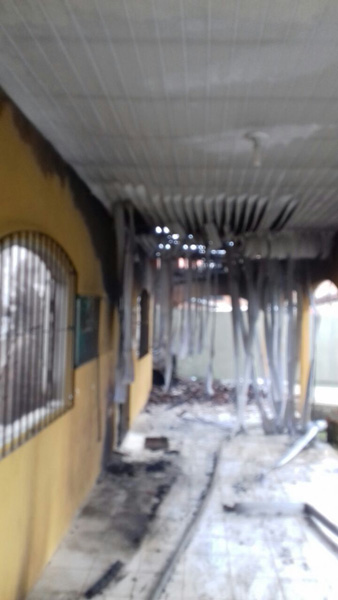 
        
            Fórum em Concórdia é alvo de incêndio
        
    