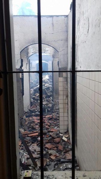 
        
            Fórum em Concórdia é alvo de incêndio
        
    