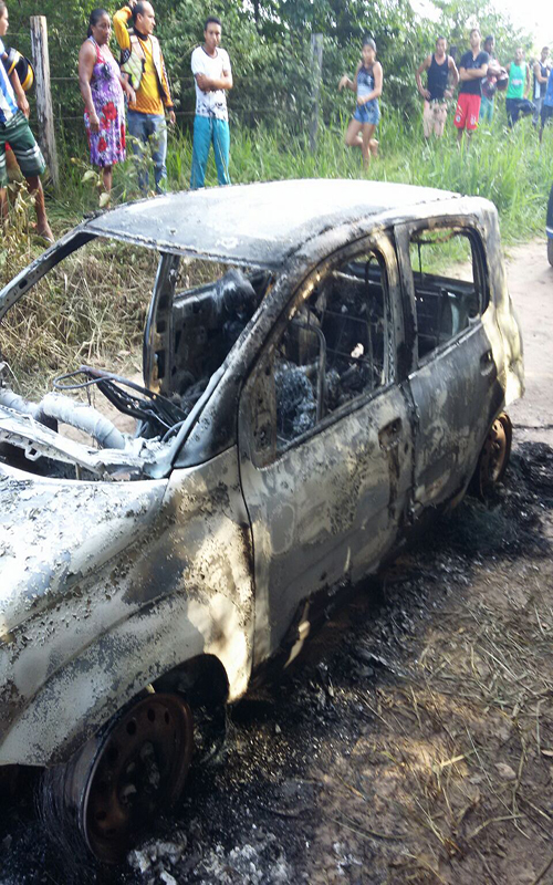 
        
            Três corpos carbonizados são encontrados
        
    