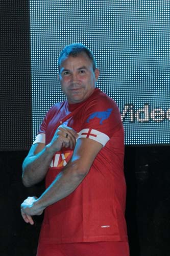 
        
            Papão lança nossos uniformes com homenagens aos campeões e deixa Brasil para depois
        
    