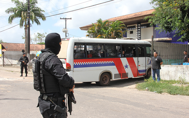 
        
            Fuga e transferência na CT da Cidade Nova
        
    