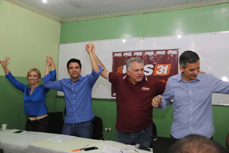 
        
            Pré-candidato recebe apoio de PHS
        
    