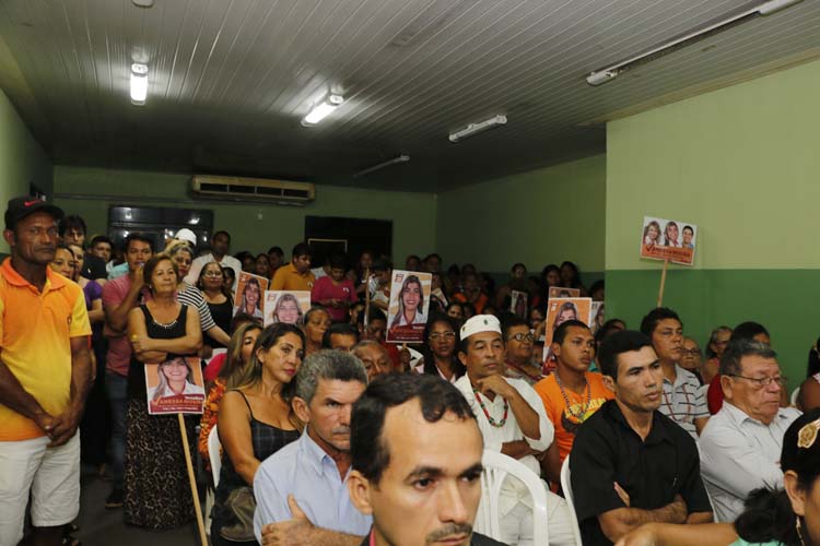 
        
            Pré-candidato recebe apoio de PHS
        
    