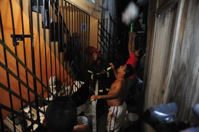 
        
            Incêndio destrói loja no Umarizal
        
    