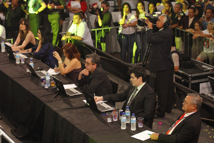 
        
            Miss Pará 2012: candidatas desfilam de maiô
        
    