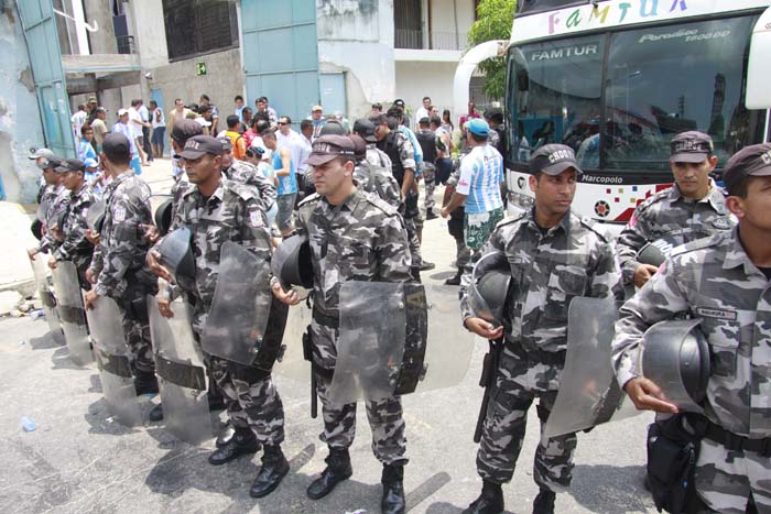 
        
            Rotam repreende torcedores exaltados
        
    