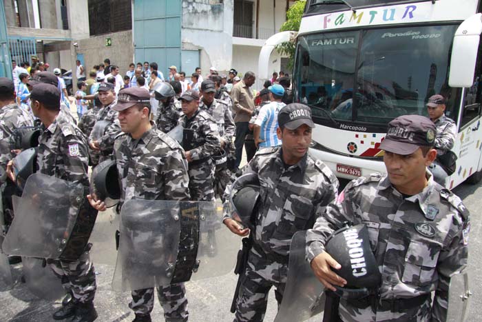 
        
            Rotam repreende torcedores exaltados
        
    