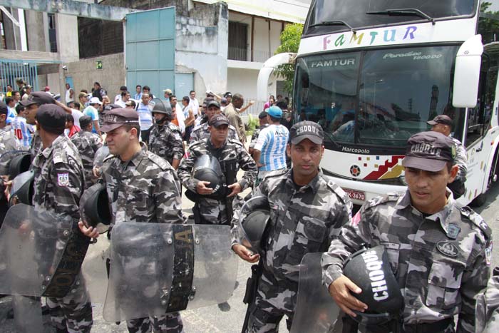 
        
            Rotam repreende torcedores exaltados
        
    