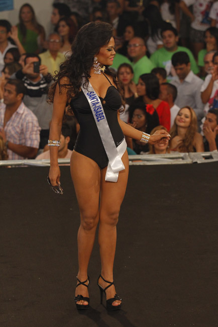 
        
            Miss Pará 2012: candidatas desfilam de maiô
        
    