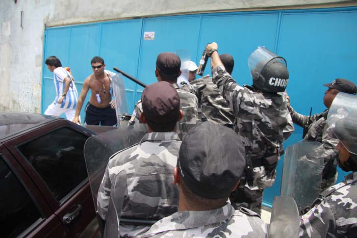 
        
            Rotam repreende torcedores exaltados
        
    