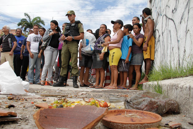 
        
            Feto é encontrado no bairro do Guamá
        
    