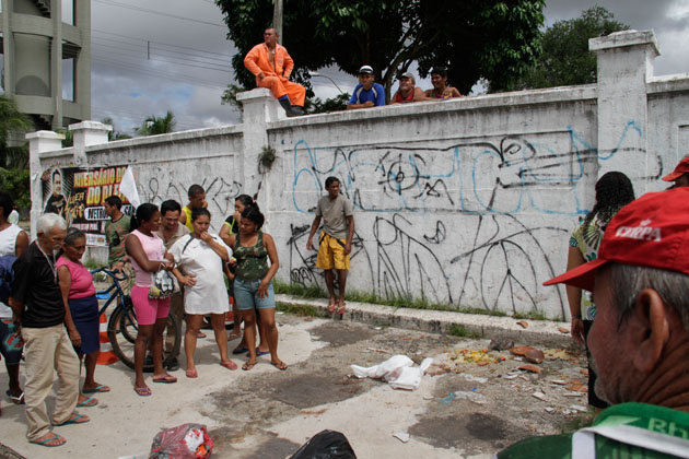 
        
            Feto é encontrado no bairro do Guamá
        
    