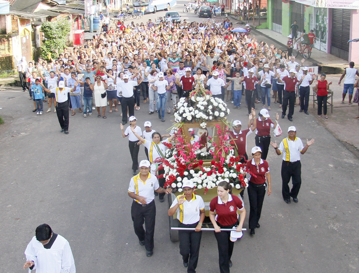 
        
            Círio do Bom Pastor em Marituba
        
    