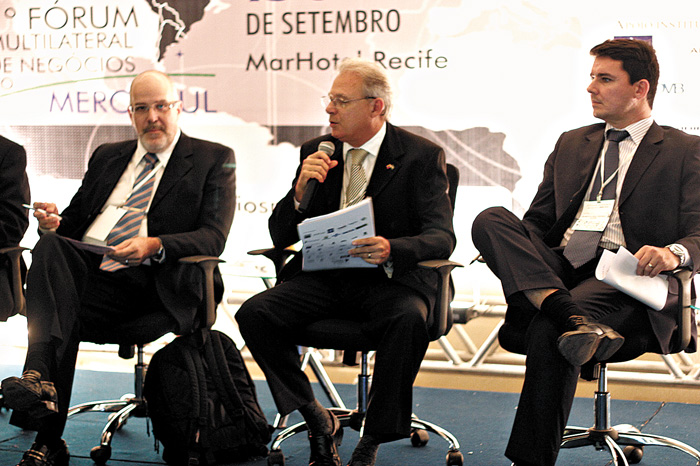 
        
            Coluna Walter Guimarães
        
    