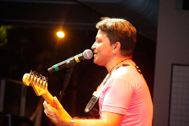 
        
            Shows e exposições são sucesso no segundo dia
        
    