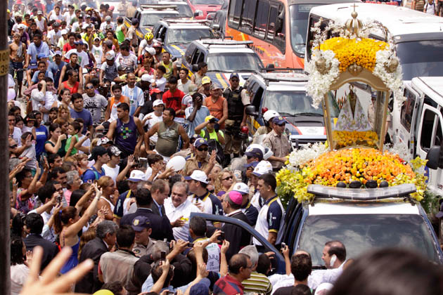 
        
            Imagem peregrina de Nossa Senhora
        
    