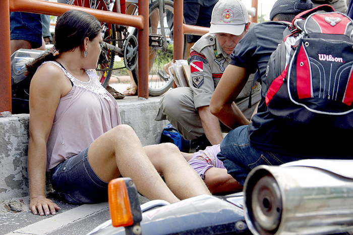 
        
            Motociclista cai de veículo e quebra o braço
        
    