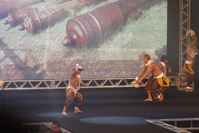 
        
            Miss Pará: trajes típicos abriram os desfiles
        
    