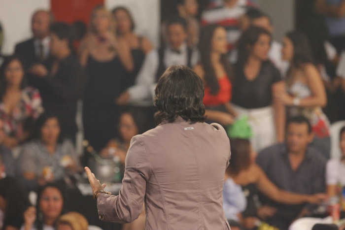 
        
            Miss Pará: trajes típicos abriram os desfiles
        
    