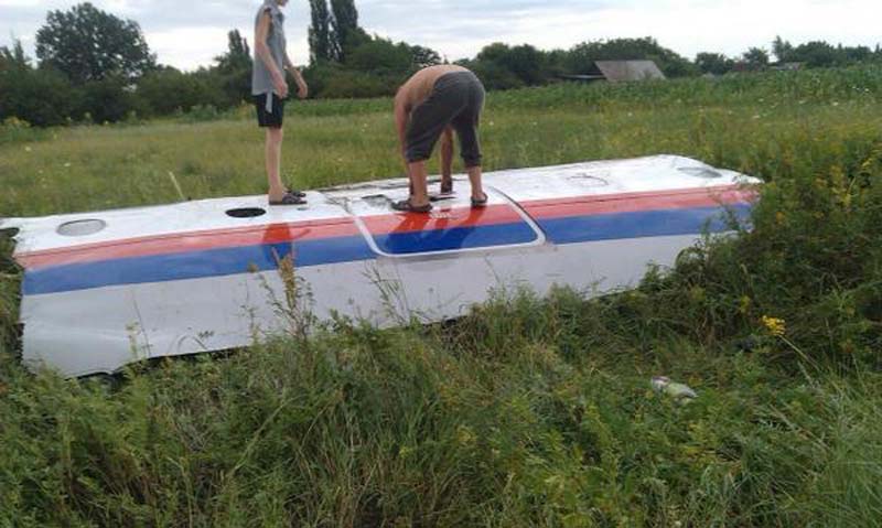 Veja imagens do avião que caiu na Ucrânia