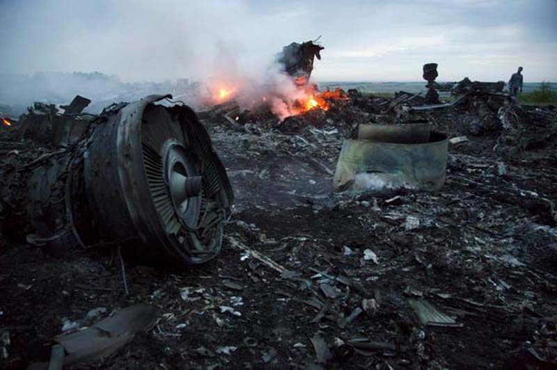 
        
            Veja imagens do avião que caiu na Ucrânia
        
    