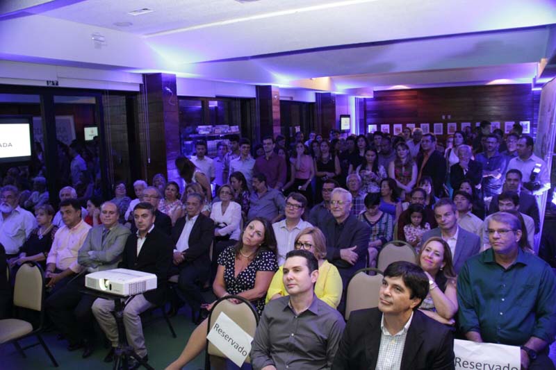 
        
            Noite de lançamento do Anuário do Pará 2015-2016
        
    