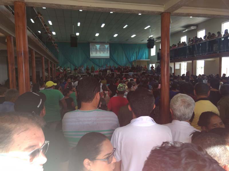 
        
            Conceição do Araguaia para se despedir de policiais mortos 
        
    