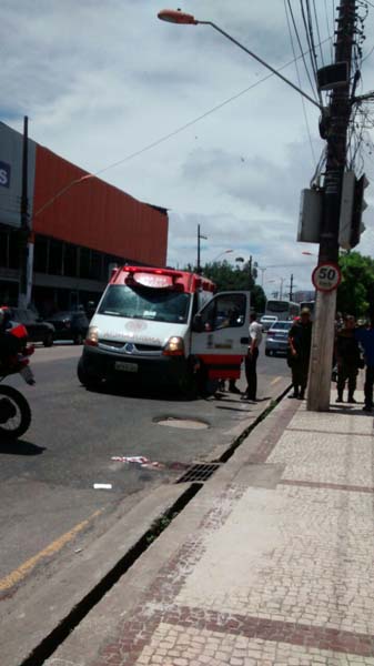 
        
            Passageiro é baleado e outros 4 se jogam de ônibus
        
    