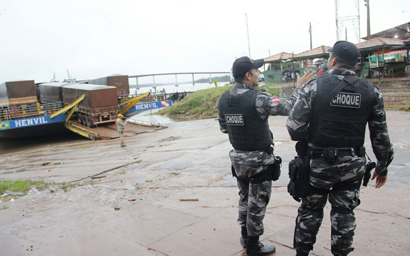 
        
            População paraense protesta contra demora em obras de ponte
        
    