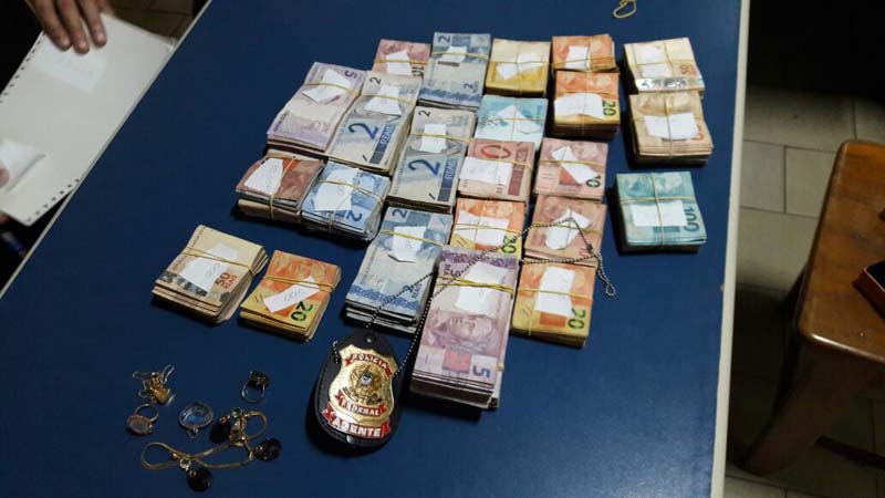 
        
            PF deflagra Operação Puma em Ourilândia do Norte
        
    