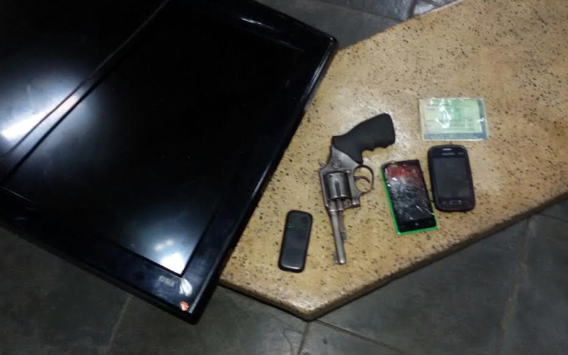 
        
            Celular salva vida de suspeito em Ananindeua
        
    