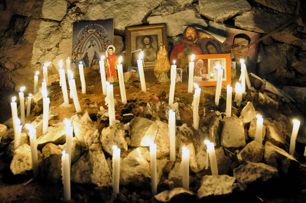 
        
            Resgate dos mineiros soterrados no Chile
        
    