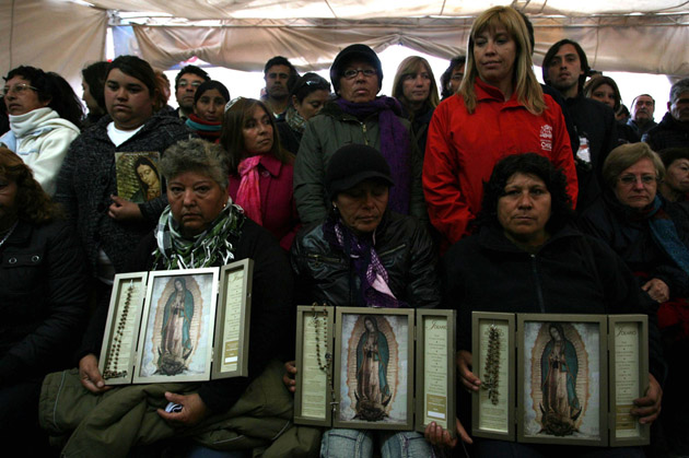 
        
            Resgate dos mineiros soterrados no Chile
        
    