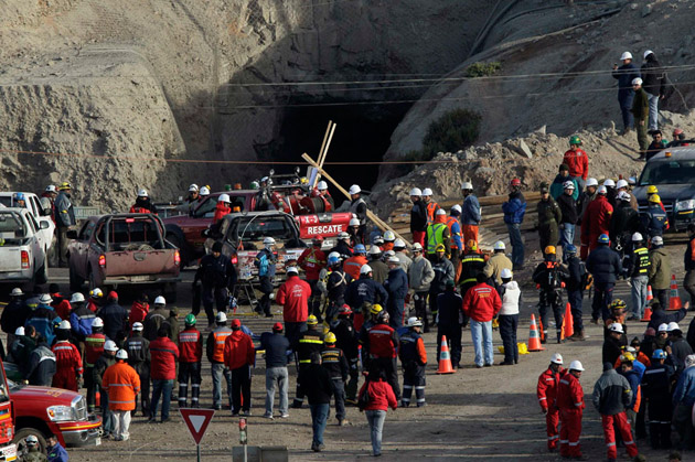 
        
            Resgate dos mineiros soterrados no Chile
        
    