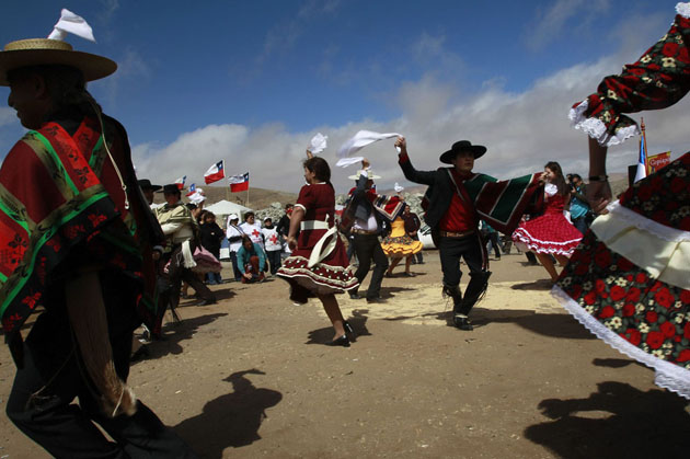 
        
            Resgate dos mineiros soterrados no Chile
        
    