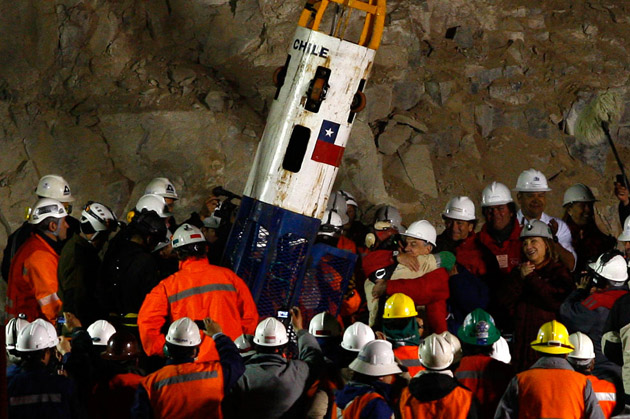 
        
            Resgate dos mineiros soterrados no Chile
        
    