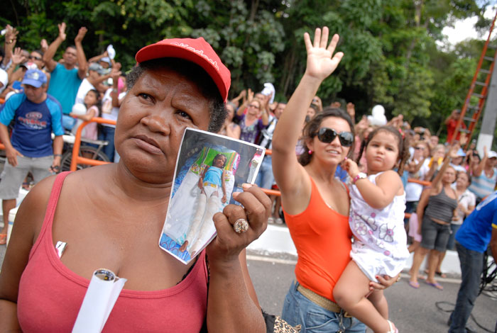 
        
            Grupo RBA presta homenagem à Nossa Senhora
        
    