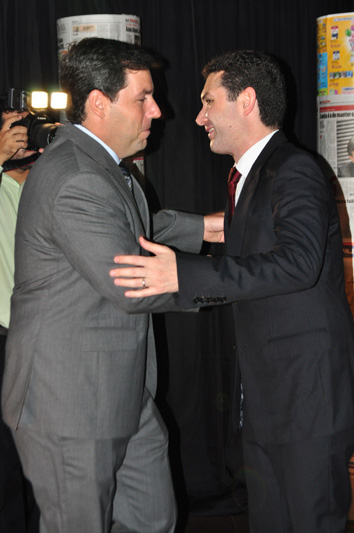 
        
            Carmem Souza: Uma festa pontuada pela emoção
        
    