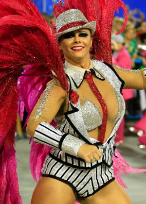 
        
            Famosas esbanjam beleza no 2º dia do Carnaval 
        
    