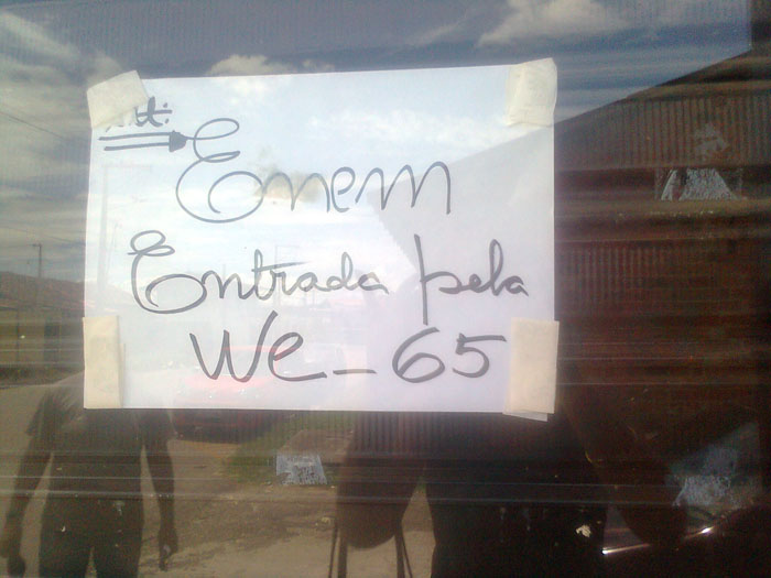 
        
            Mudança de endereço prejudica alunos no Enem
        
    