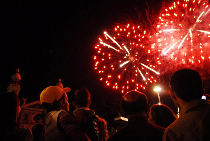 
        
            Queima de Fogos encerra quadra Nazarena
        
    